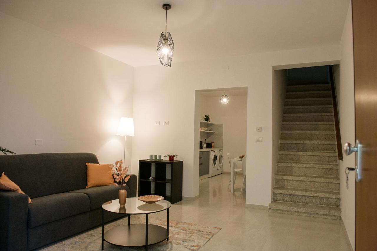 Vila A Due Passi Montesano Scalo Exteriér fotografie